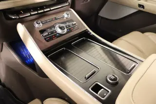 Lincoln Aviator 2021 Reserve 4dr SUV