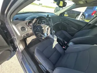 2013 Chevrolet Cruze 1LT Auto