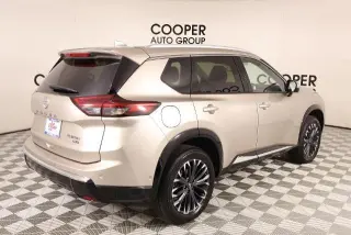 Nissan Rogue 2026 AWD Platinum 4dr Crossover