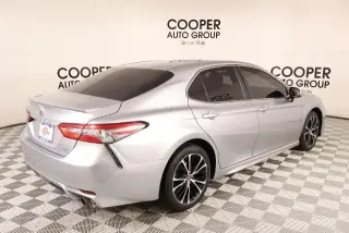 Toyota Camry 2018 SE 4dr Sedan