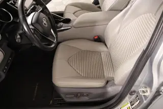 Toyota Camry 2018 SE 4dr Sedan
