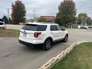 2017 Ford Explorer Platinum