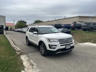 2017 Ford Explorer Platinum