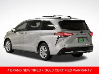 Gold Certified2022 Toyota Sienna Platinum 7 Passenger