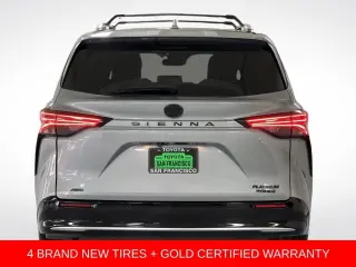 Gold Certified2022 Toyota Sienna Platinum 7 Passenger