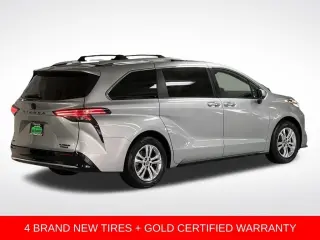 Gold Certified2022 Toyota Sienna Platinum 7 Passenger