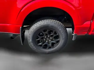 Ford F-150 2023 4x4 XLT 4dr SuperCrew 5.5 ft. SB