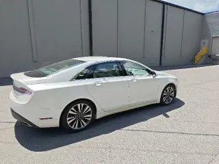 Lincoln MKZ Hybrid 2018 Reserve 4dr Sedan