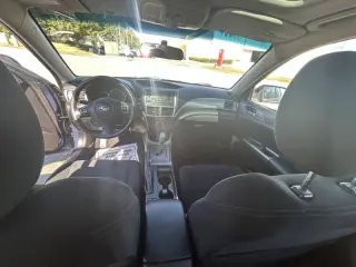 2011 Subaru Impreza 2.5i Premium