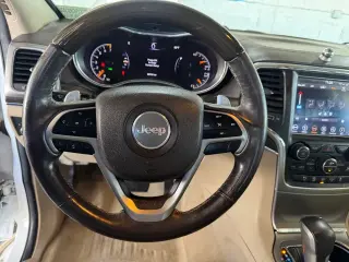 Jeep Grand Cherokee 2018 4x4 Overland 4dr SUV
