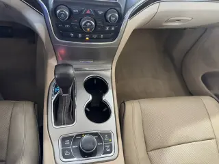 Jeep Grand Cherokee 2018 4x4 Overland 4dr SUV