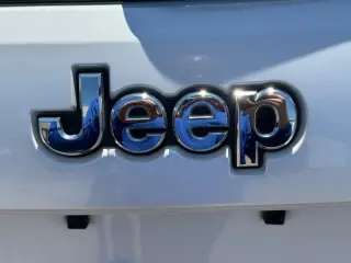 Jeep Grand Cherokee 2018 4x4 Overland 4dr SUV