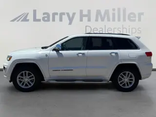 Jeep Grand Cherokee 2018 4x4 Overland 4dr SUV