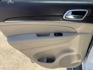 Jeep Grand Cherokee 2018 4x4 Overland 4dr SUV