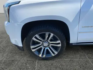 GMC Yukon 2018 4x4 Denali 4dr SUV
