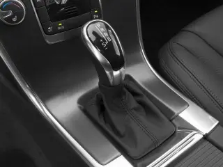 Volvo XC60 2017 T5 Inscription 4dr SUV