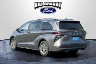 Toyota Sienna 2023 XLE 8-Passenger 4dr Mini-Van