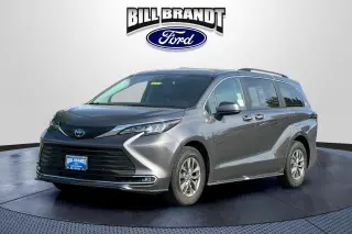 Toyota Sienna 2023 XLE 8-Passenger 4dr Mini-Van