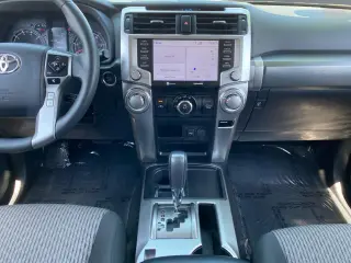 Toyota 4Runner 2023 4x2 SR5 4dr SUV