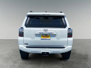 Toyota 4Runner 2023 4x2 SR5 4dr SUV