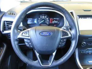 Ford Edge 2017 SEL 4dr Crossover