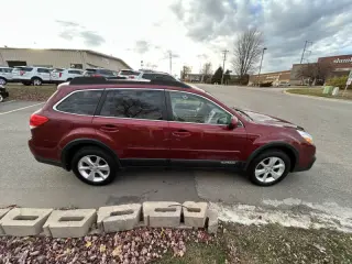 2014 Subaru Outback 2.5i Premium