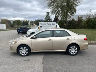 2012 Toyota Corolla LE