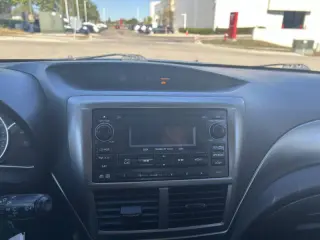 2011 Subaru Impreza 2.5i Premium