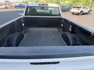 Chevrolet Silverado 1500 2025 4x2 Work Truck 2dr Regular Cab 8 ft. LB