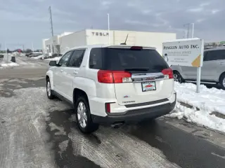 2017 GMC Terrain SLE-1