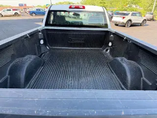 Chevrolet Silverado 1500 2025 4x2 Work Truck 2dr Regular Cab 8 ft. LB