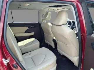 Toyota Highlander 2020 AWD XLE 4dr SUV