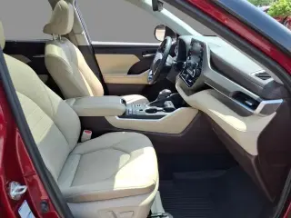 Toyota Highlander 2020 AWD XLE 4dr SUV