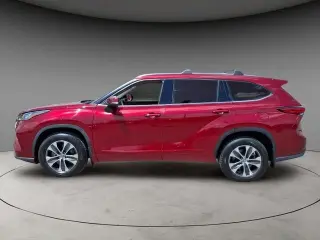 Toyota Highlander 2020 AWD XLE 4dr SUV