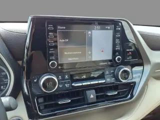 Toyota Highlander 2020 AWD XLE 4dr SUV
