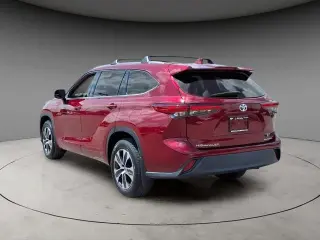 Toyota Highlander 2020 AWD XLE 4dr SUV