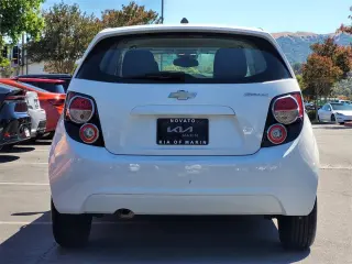 2013 Chevrolet Sonic LS