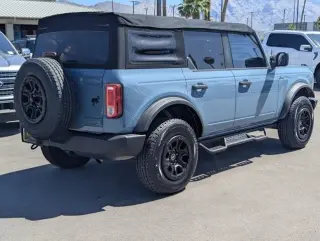 Ford Bronco 2021 4x4 Base 4dr SUV