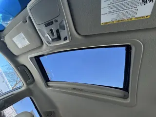 2014 Toyota Sienna XLE 7-Passenger