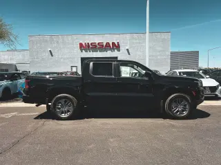 Nissan Frontier 2025 4x2 SV 4dr Crew Cab 5 ft. SB