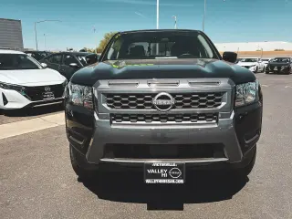 Nissan Frontier 2025 4x2 SV 4dr Crew Cab 5 ft. SB