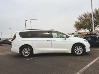 Chrysler Pacifica 2022 Touring L 4dr Mini-Van