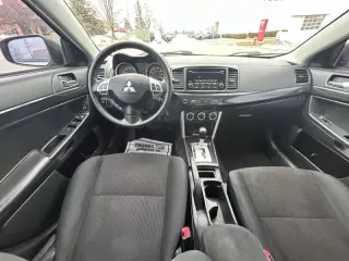2016 Mitsubishi Lancer ES