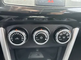 2016 Mitsubishi Lancer ES