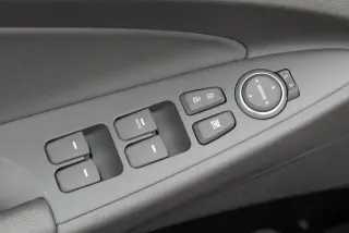 Hyundai SONATA 2013 Limited 4dr Sedan