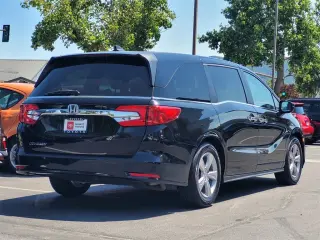 2020 Honda Odyssey EX-L w/Navigation and Rear Entertainment System