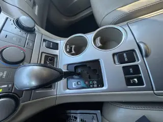 2012 Toyota Highlander SE