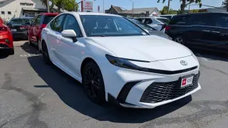 Gold Certified2025 Toyota Camry SE