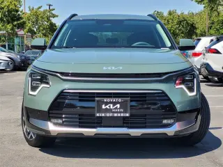 2025 Kia Niro SX Touring