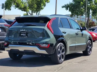 2025 Kia Niro SX Touring